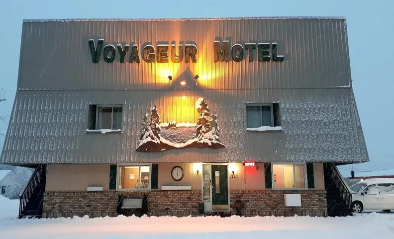 Love Hotels Voyageur by OYO at International Falls MN