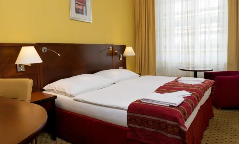 Hotel ZRUČ