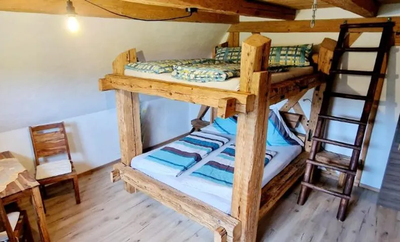 Wood & Stone Lodge 2