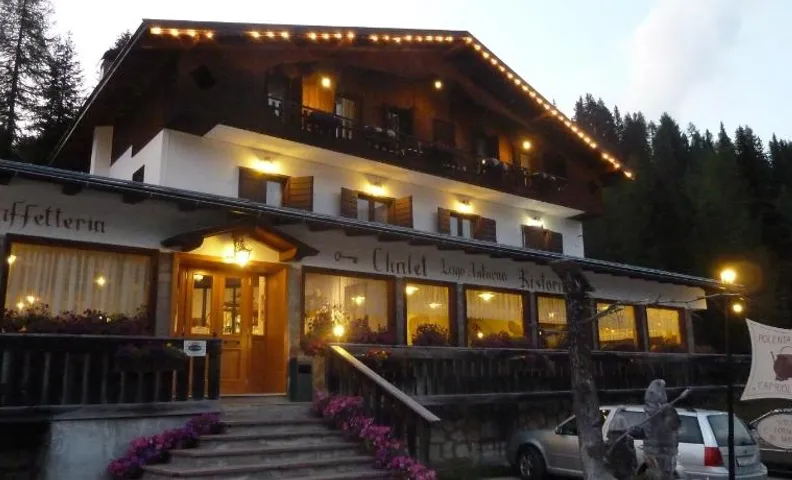Albergo Chalet Lago Antorno