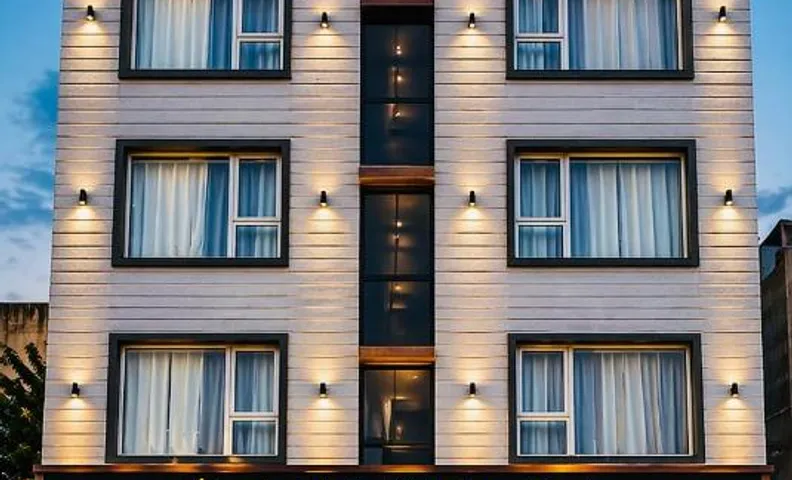 Vantara Premium - Hotel Shreya Galaxy