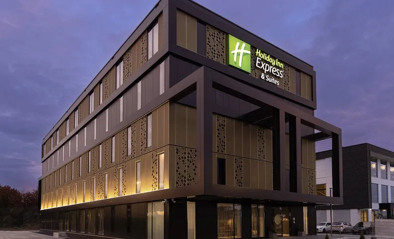 홀리데이 인 익스프레스 & 스위트 데벤터 바이 IHG