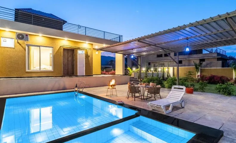 ELIVAAS 2 BHK Villa with Pool - Heaven in Hills