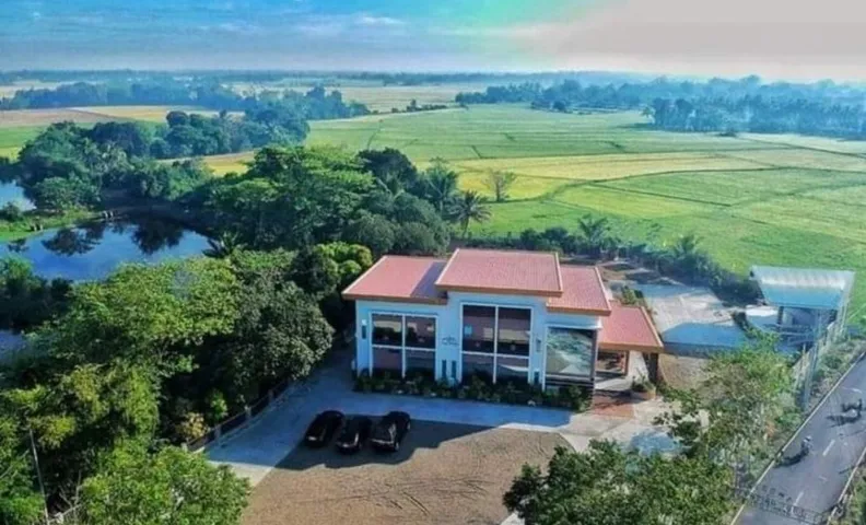 La Victoria Hotel - Gapan