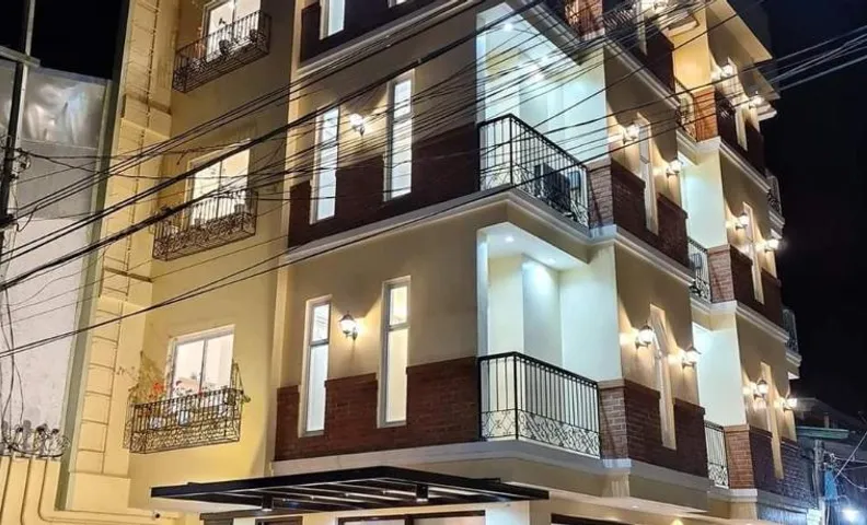 Nine Balconies Island Stay