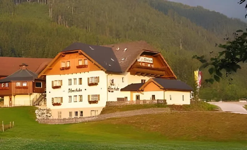 ALMGUT - Mountain Wellness Hotel