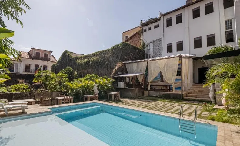 Reviver Hostel
