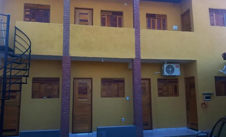Casa do Mochileiro Airport Hostel & Pousada