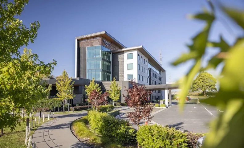 더블트리 바이 힐튼 오클랜드 카라카
