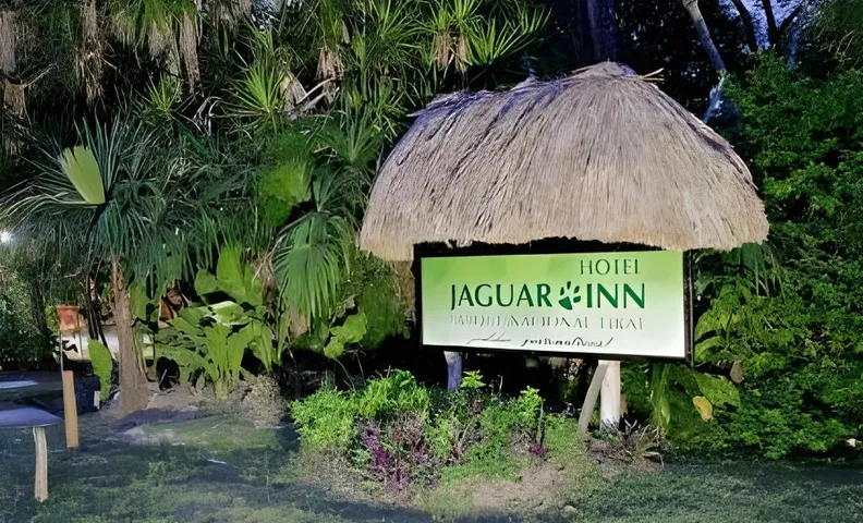 Hotel Jaguar Inn Tikal