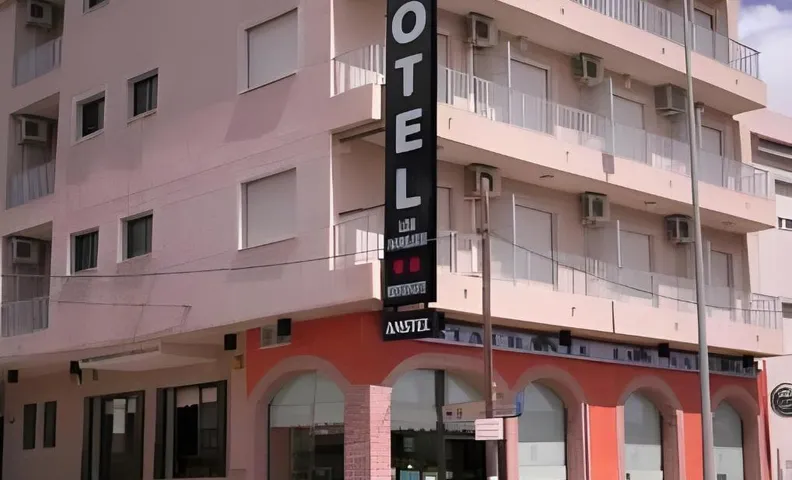 LOS NAREJOS Hotel