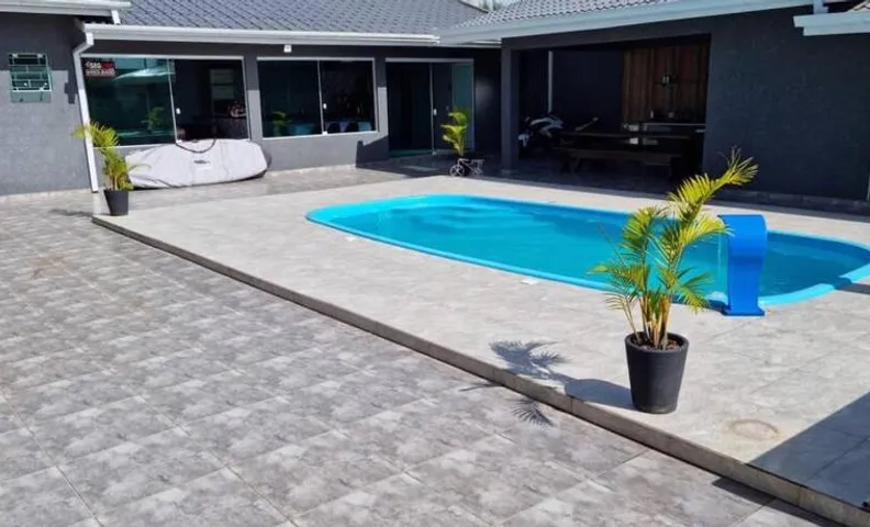 Casa Alto Padrão Perto da Praia C/ Piscina Grande