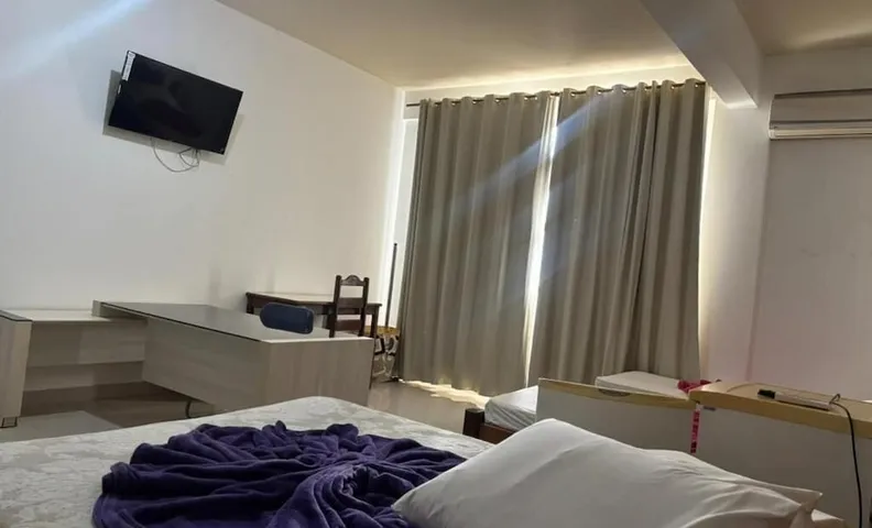 호텔 비아 몬테스