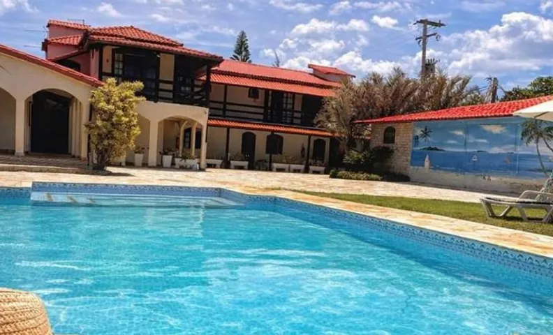Black Point Beach Club