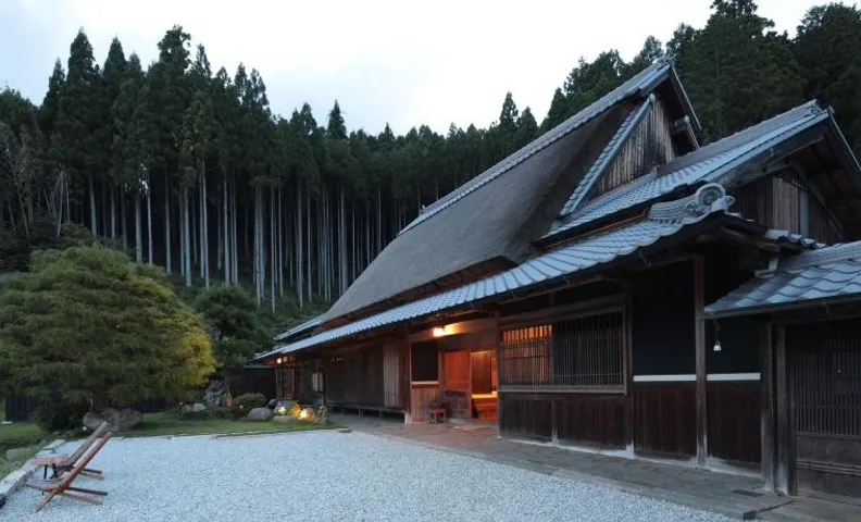 うだ薬湯の宿やたきや