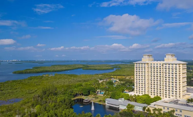 Hyatt Regency Coconut Point Resort Spa