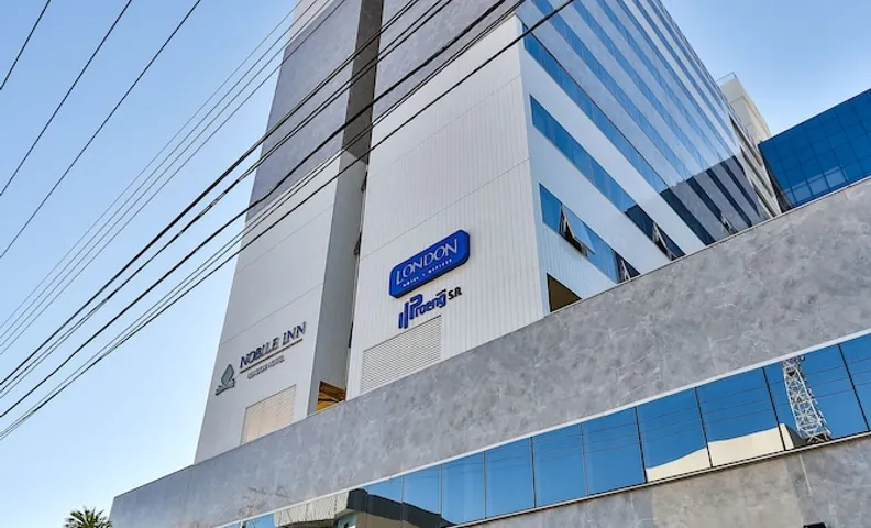 노빌리 인 런던 아나폴리스