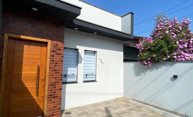 Casa térrea ampla, perfeita para a sua hospedagem