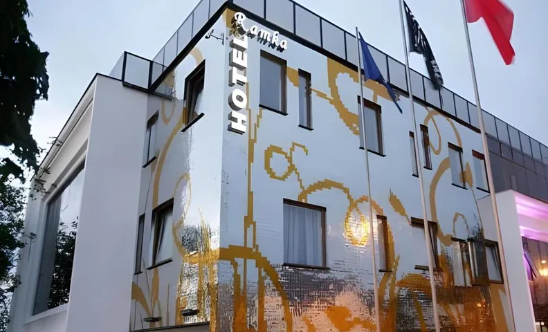 Hotel Ramka & Restaurant & Wine Bar