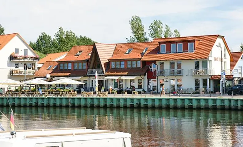 Hotel zur Brucke