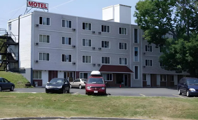 Seasons Inn Halifax