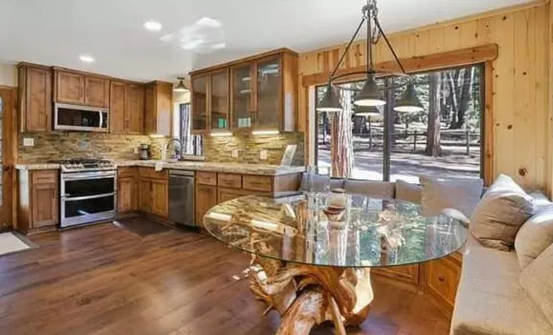 Cozy Cabin Retreat