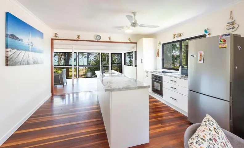 Pet friendly beachfront home- sleeps 8
