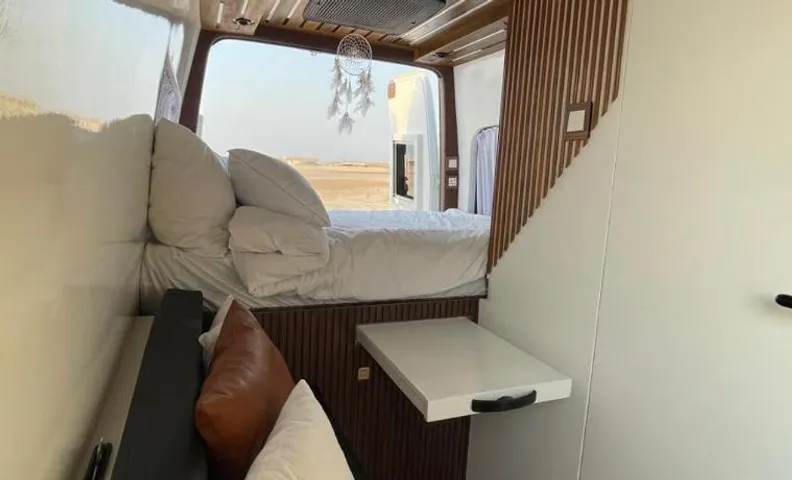 Vanstay glamping in a 25 acre farm