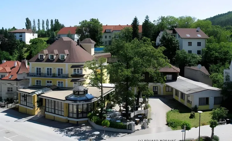 Parkhotel Neubauer