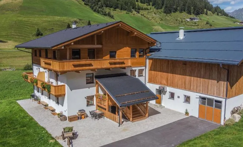 Nedererhof - Zimmer Edelweiß mit Gemeinschaftsküche