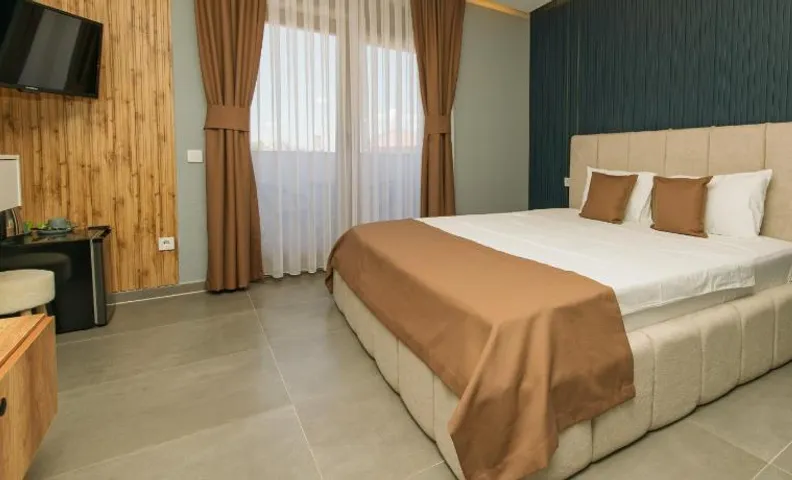 DejaVu Hotel