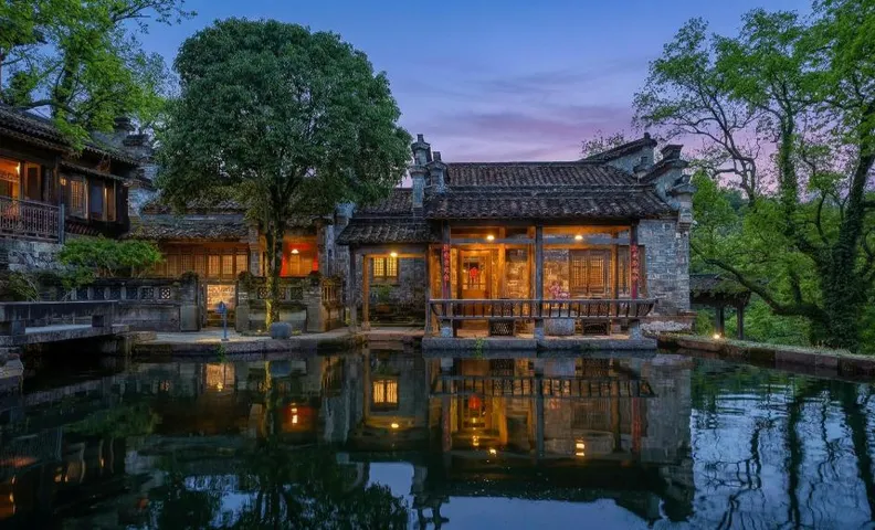Hongcun Tachuan Academy, Yiwu Lodge