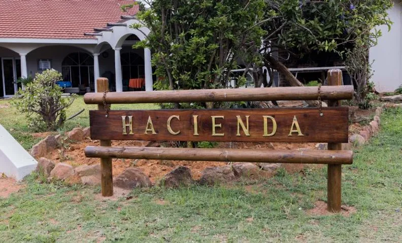 Hacienda Destri Lodge