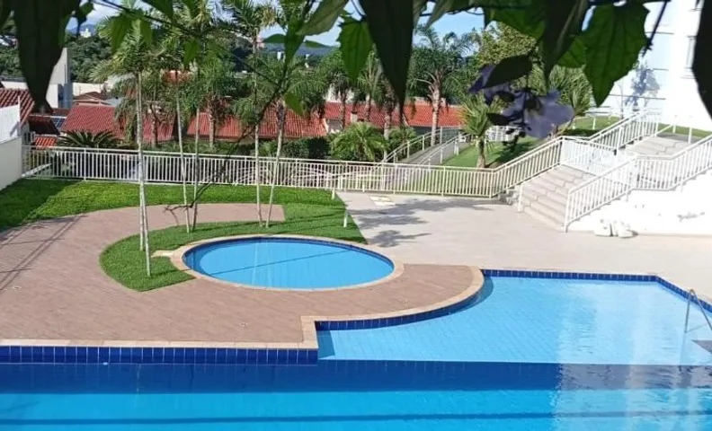 Quarto aconchegante com banheiro privativo