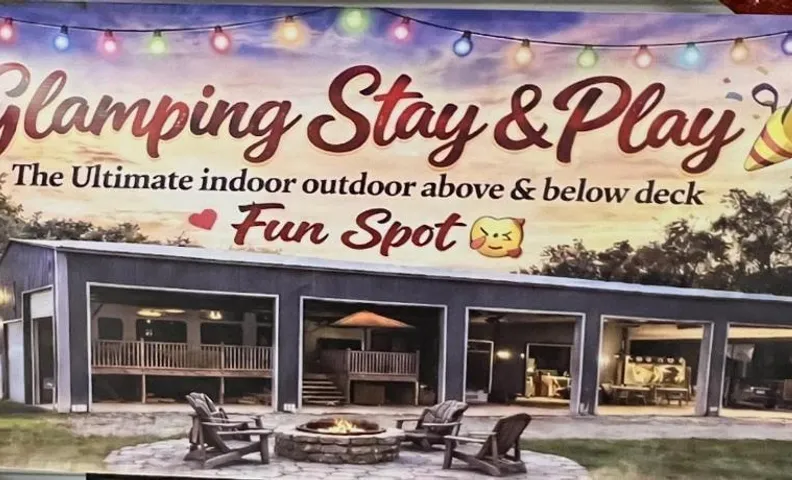 Croom Ultimate Glamping Stay & Play