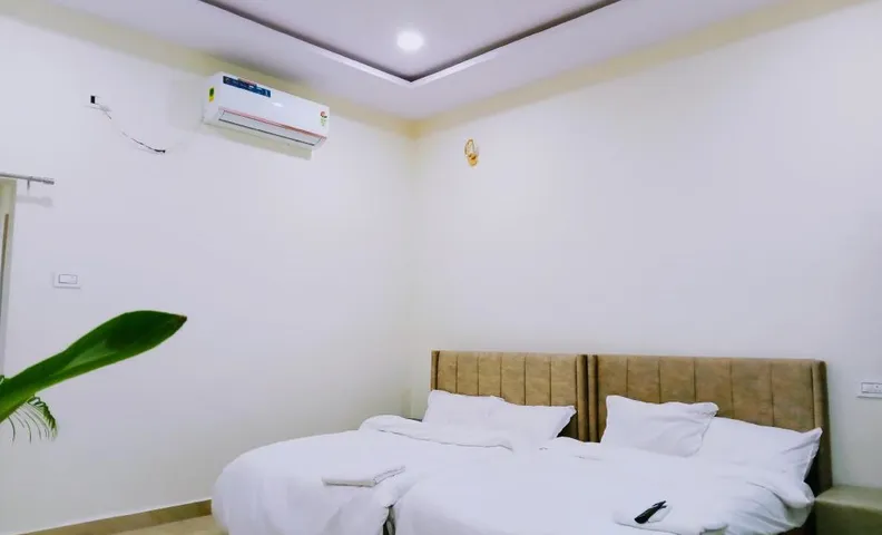 Mega Grand Rooms