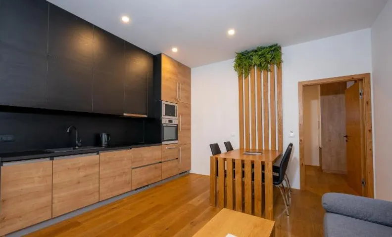 Cirus apartments