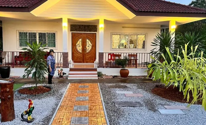 Baan Farang