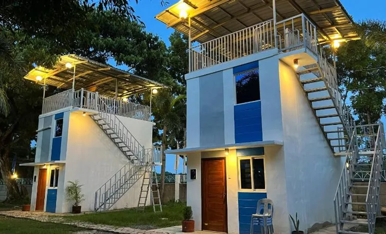 Arzel's Tiny House