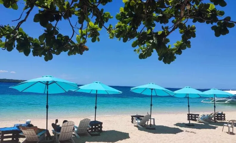 Paradizzo Beach Resort