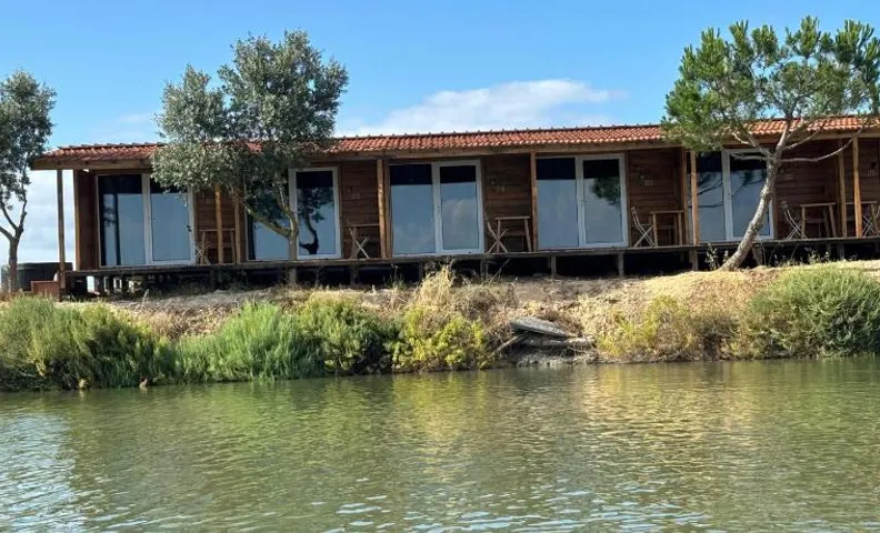 COMPORTA SIDE - Lake