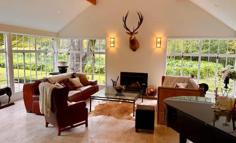 Private Country Lodge all to yourself - Crabtree Farm, Clevedon, Auckland