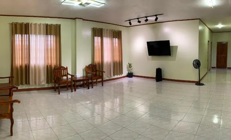 Laoag Spacious Guest House