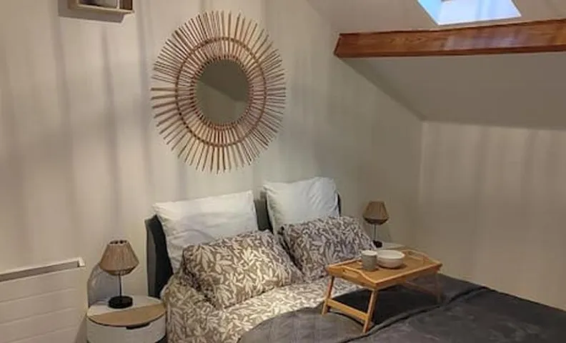 La RIVIERA maison avec riviere et jardin 35Mins de PARIS RER C a 600m pour Tour Eiffel ORLY airport