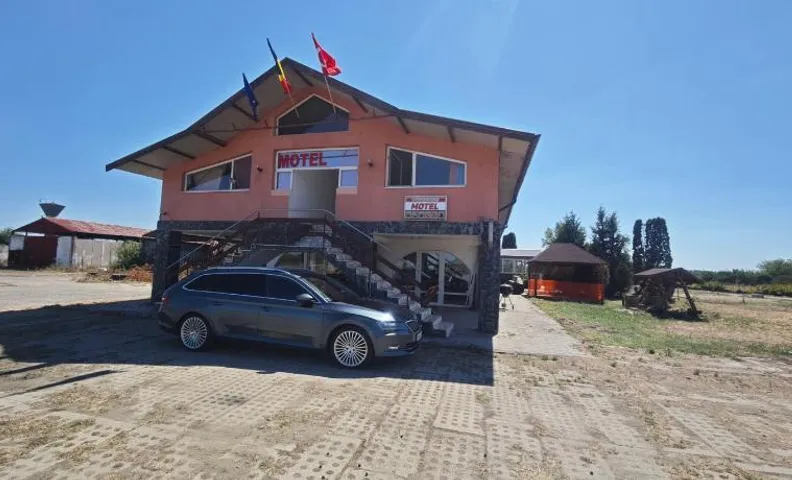 Hancer Motel