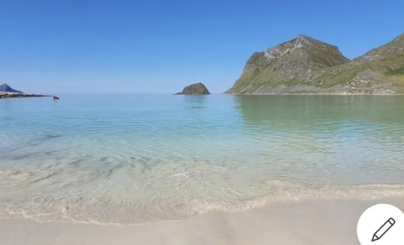 Your place to stay in Lofoten at our family house!