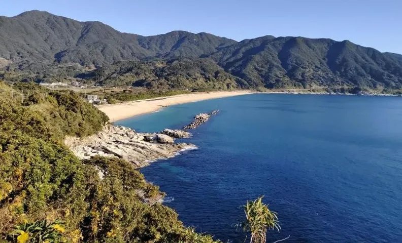 Paradiso Kishira - Seaside retreat B&B in Japan's far south