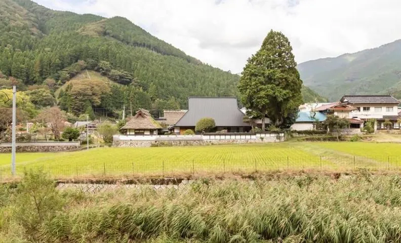 おさじの宿 堂屋敷