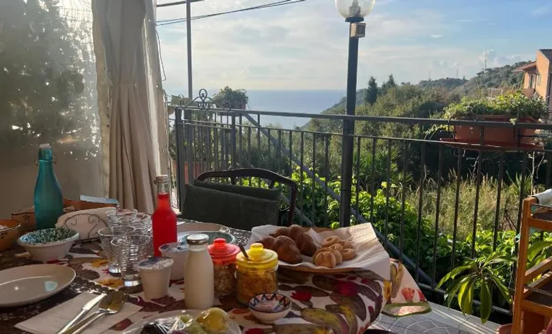 B&B Tirreno- Finestra sul Mare