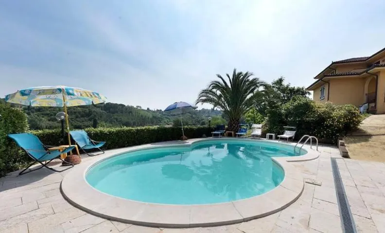 Villa Il Rustichino, country Villa with Pool
